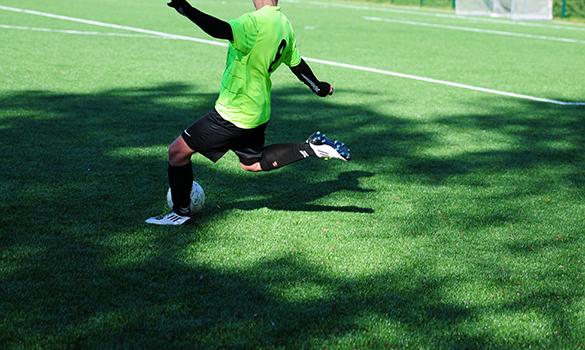 Foldboldspiller. Foto: Kenneth Jensen, Frederikssund Kommune.